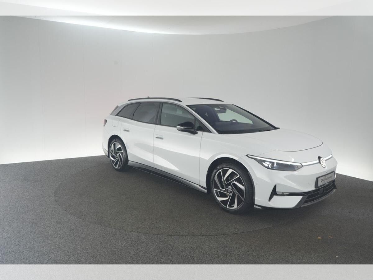 Volkswagen ID.7 Tourer Pro / SOFORT VERFÜGBAR !