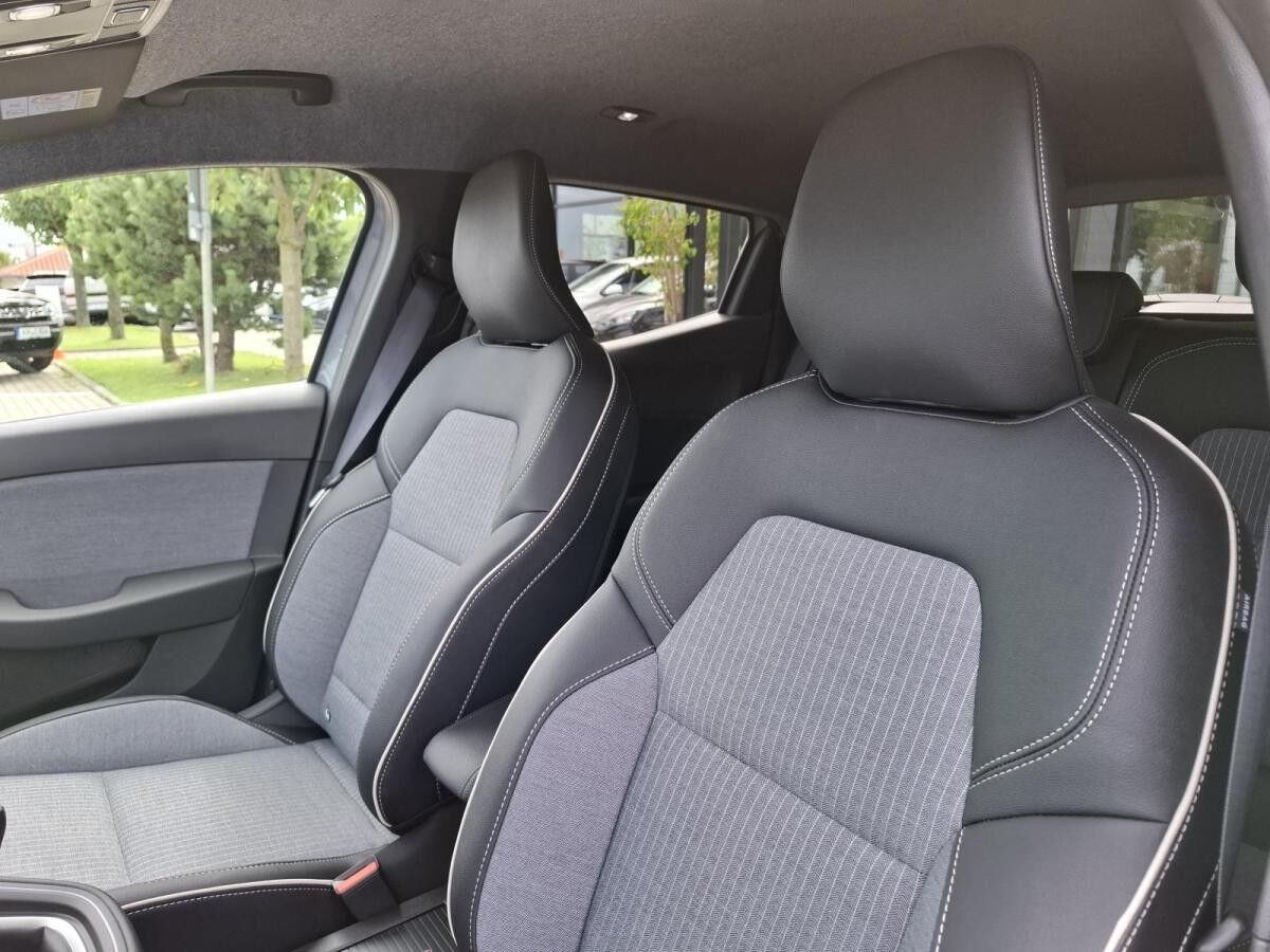 Renault Clio Techno TCe 90 - Sofort Verfügbar!