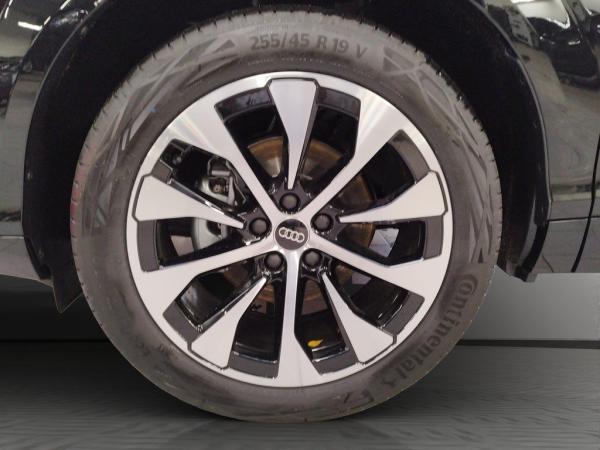 Audi Q3 TFSI S tronic | SOFORT VERFÜGBAR