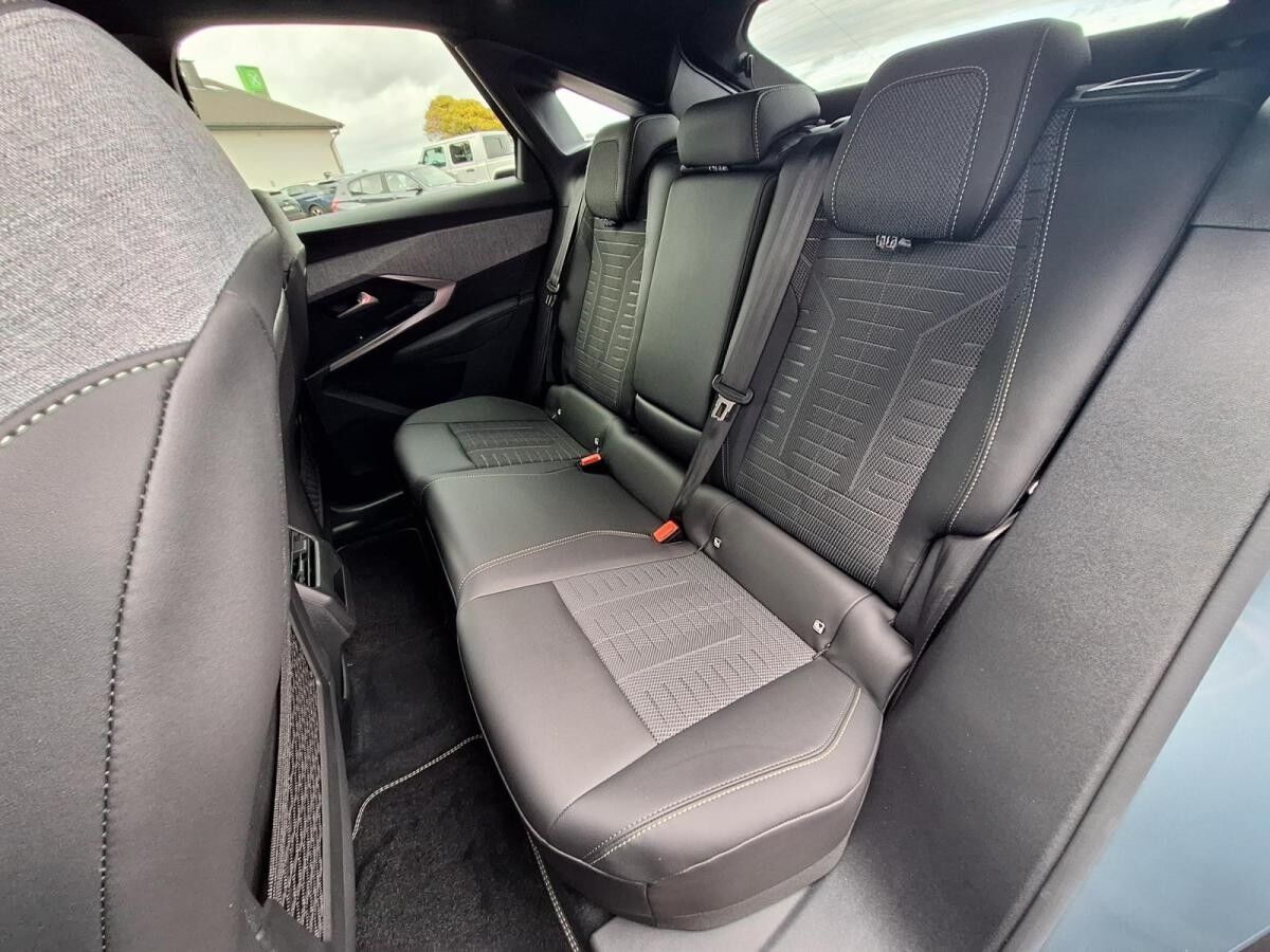 Peugeot 3008 GT HYBRID 145 e-DSC6 *AHK*SOFORT*