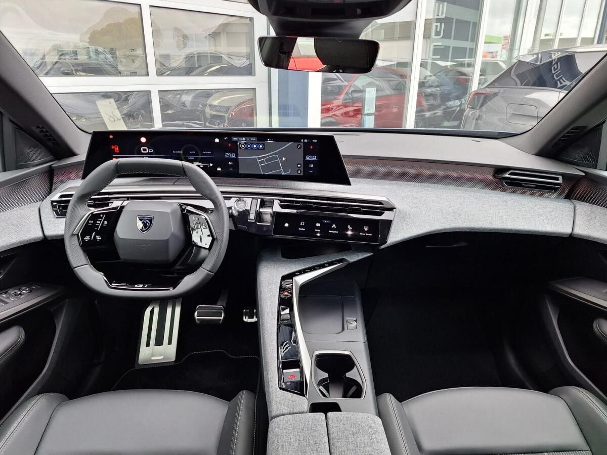 Peugeot 3008 GT HYBRID 145 e-DSC6 *AHK*SOFORT*