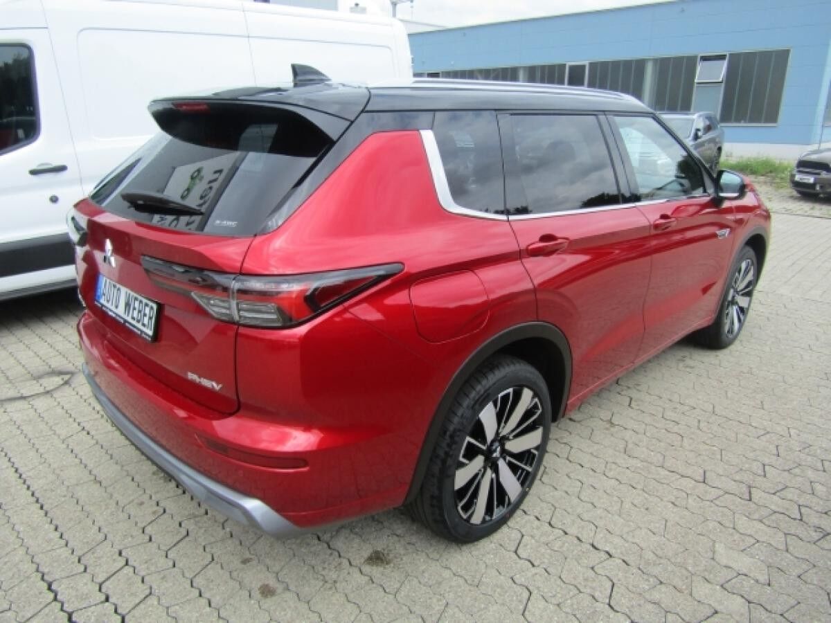 Mitsubishi Outlander Plug-in Hybrid 2.4 TOP Luxury-Paket ACC NAVI LED PANORAMA SHZ