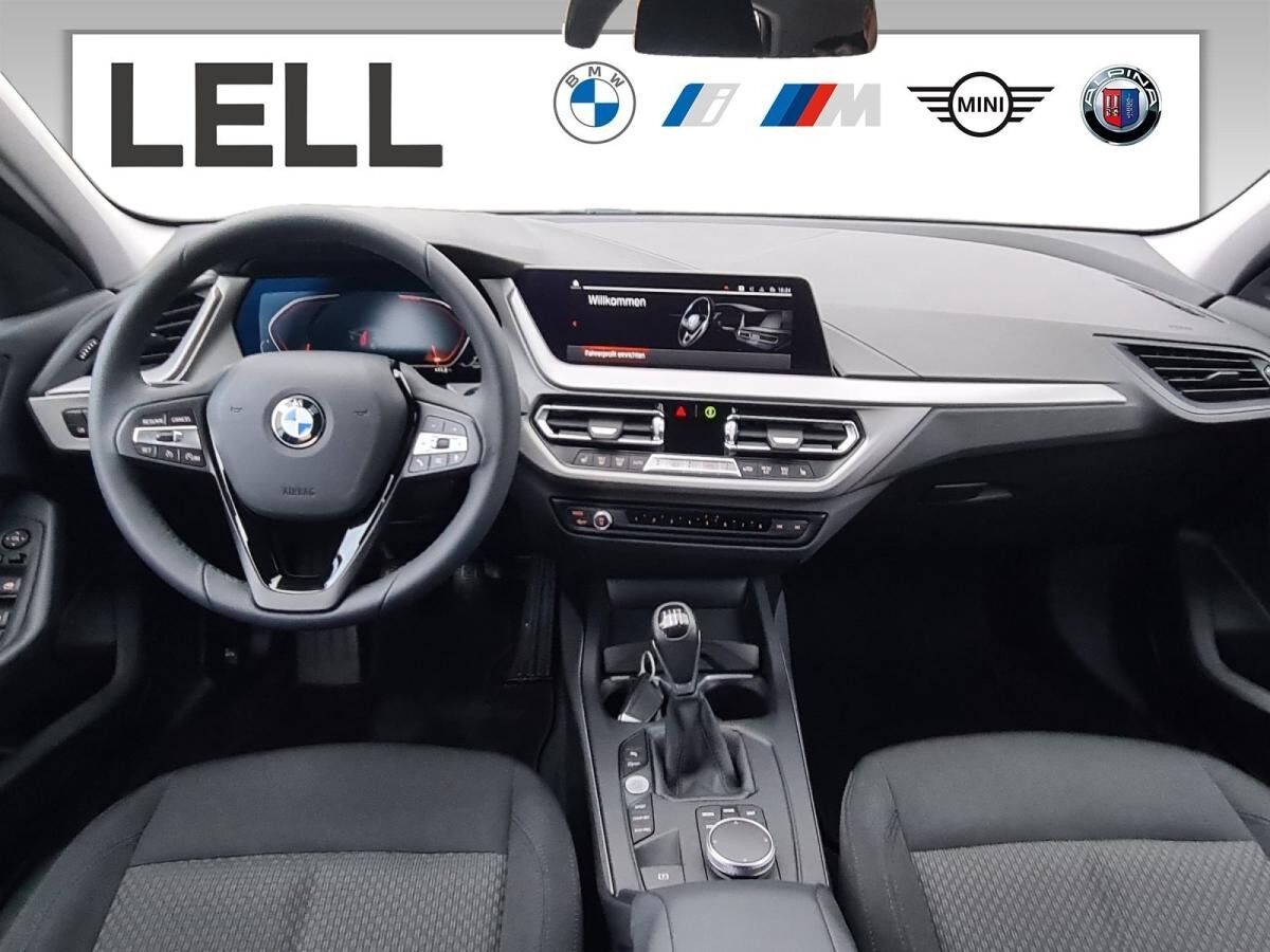 BMW 118 i Hatch Advantage DAB LED WLAN Komfortzg.