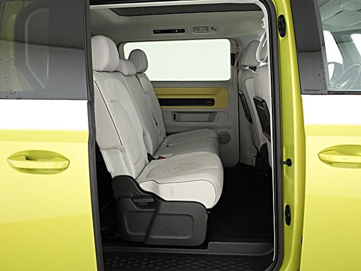 Volkswagen ID.Buzz Pro 7Sitze langer Radstand 286PS 86kWh AHK Winterr. PANO AreaView