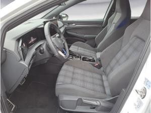 Volkswagen Golf VIII Lim. GTE AHK, Head-Up-Display, Rückfahrkamera, sofort verfügbar