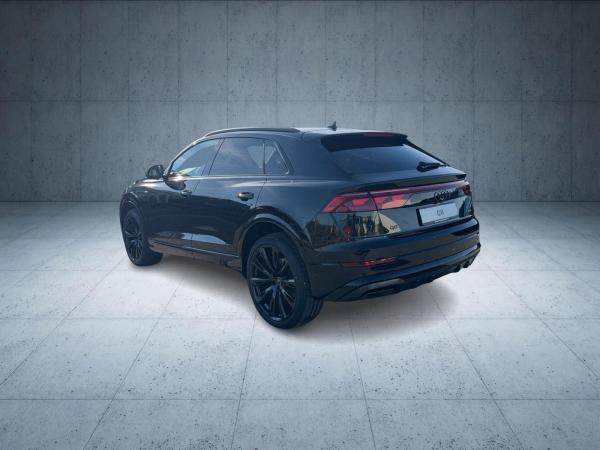 Audi Q8 SUV S line business TDI qu. tiptr. Laser PANO