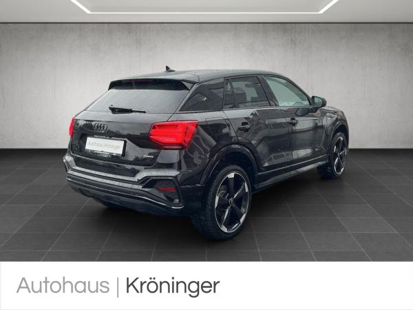 Audi Q2 40 TFSI quattro S line C Sonos AHK Pano Rück