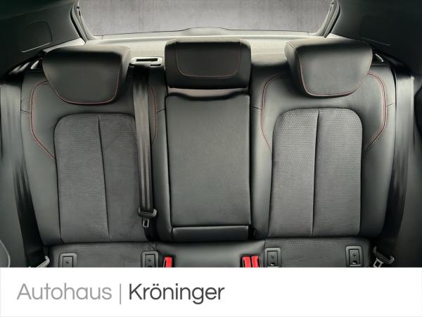 Audi Q2 40 TFSI quattro S line C Sonos AHK Pano Rück