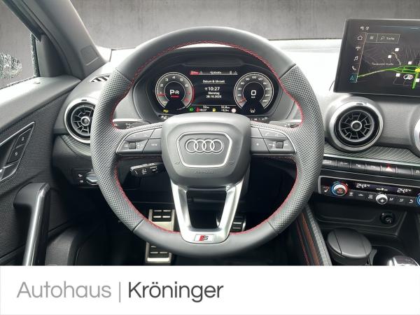 Audi Q2 40 TFSI quattro S line C Sonos AHK Pano Rück