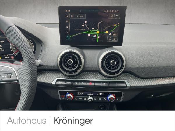 Audi Q2 40 TFSI quattro S line C Sonos AHK Pano Rück