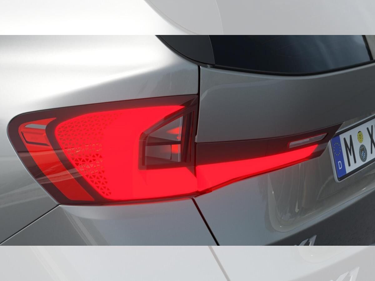 BMW iX1 eDrive20 M-Sport,AHK,Premium Pkt.,Driv.Ass.,uvm.