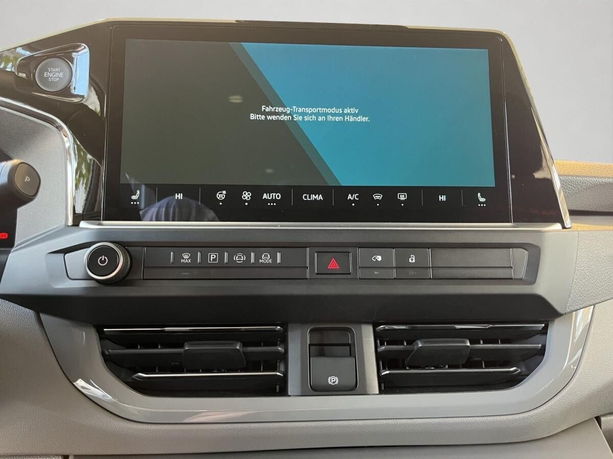 Volkswagen Transporter e- Caravelle PanAmericana Pano, AHK, 8-Sitzer