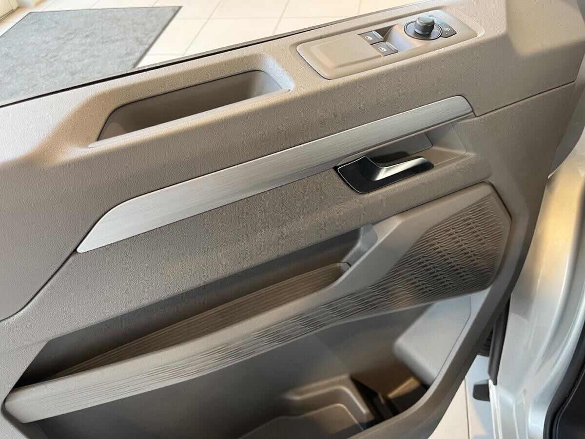 Volkswagen Transporter e- Caravelle PanAmericana Pano, AHK, 8-Sitzer