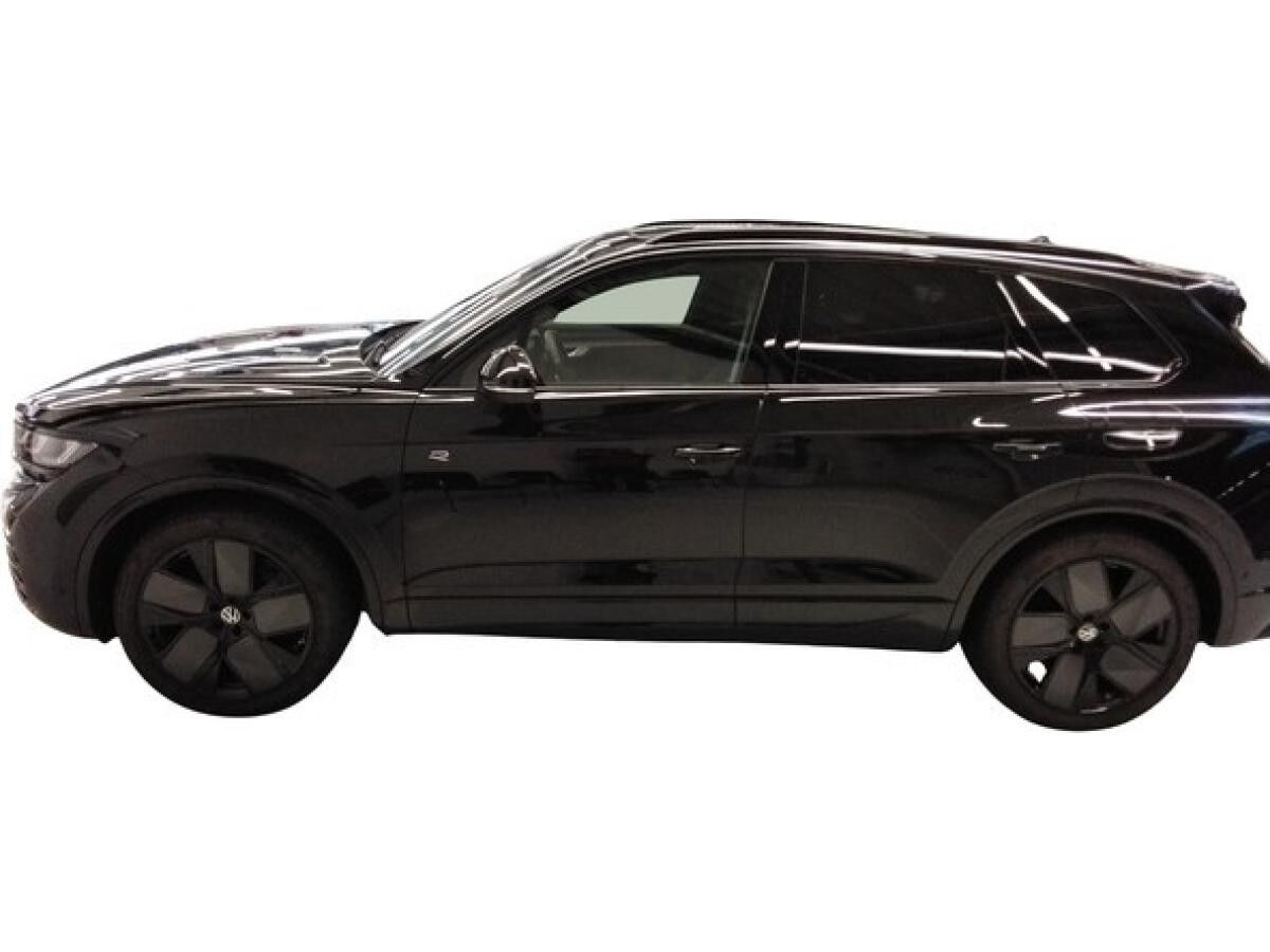 Volkswagen Touareg R 3.0 TSI eHybrid Volkswagen Touareg R 3.0 TSI eHybrid