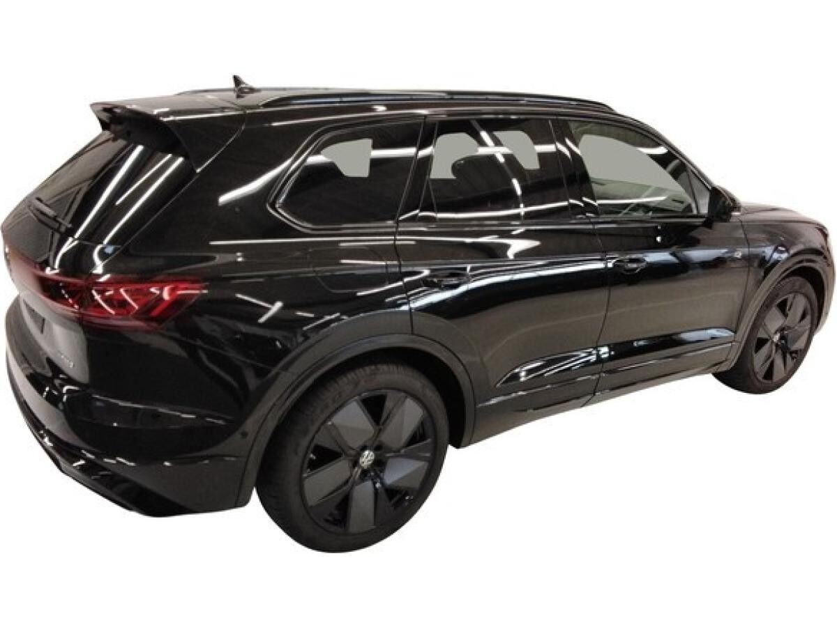 Volkswagen Touareg R 3.0 TSI eHybrid Volkswagen Touareg R 3.0 TSI eHybrid