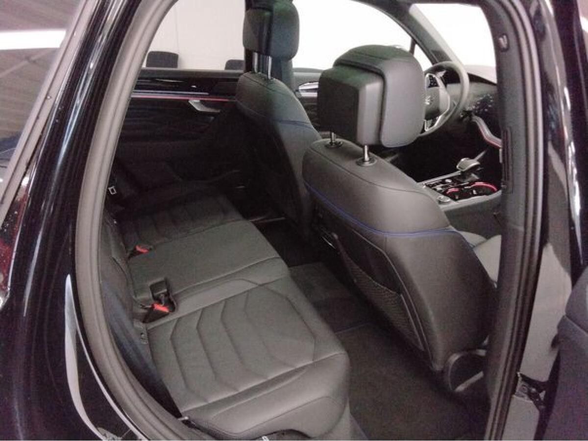 Volkswagen Touareg R 3.0 TSI eHybrid Volkswagen Touareg R 3.0 TSI eHybrid