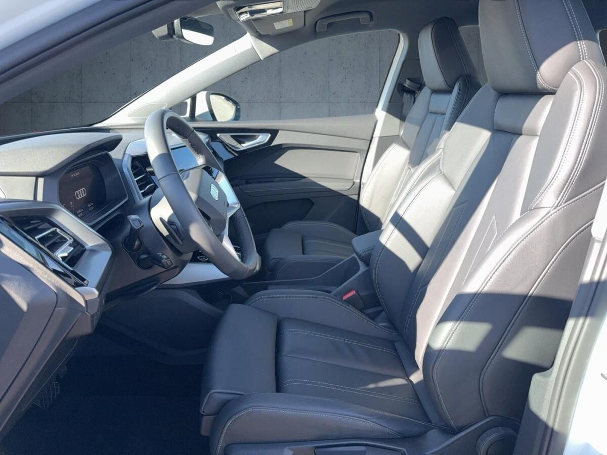 Audi Q4 e-tron 45 LED FLA AHK AUT DynLicht Kam.