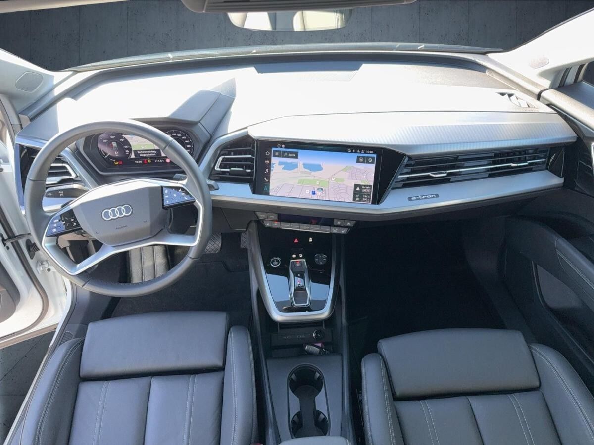 Audi Q4 e-tron 45 LED FLA AHK AUT DynLicht Kam.