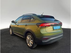 Volkswagen Taigo Move 1.5 TSI DSG AHK LED NAV PDC SHZ APP