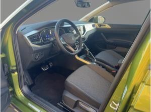 Volkswagen Taigo Move 1.5 TSI DSG AHK LED NAV PDC SHZ APP