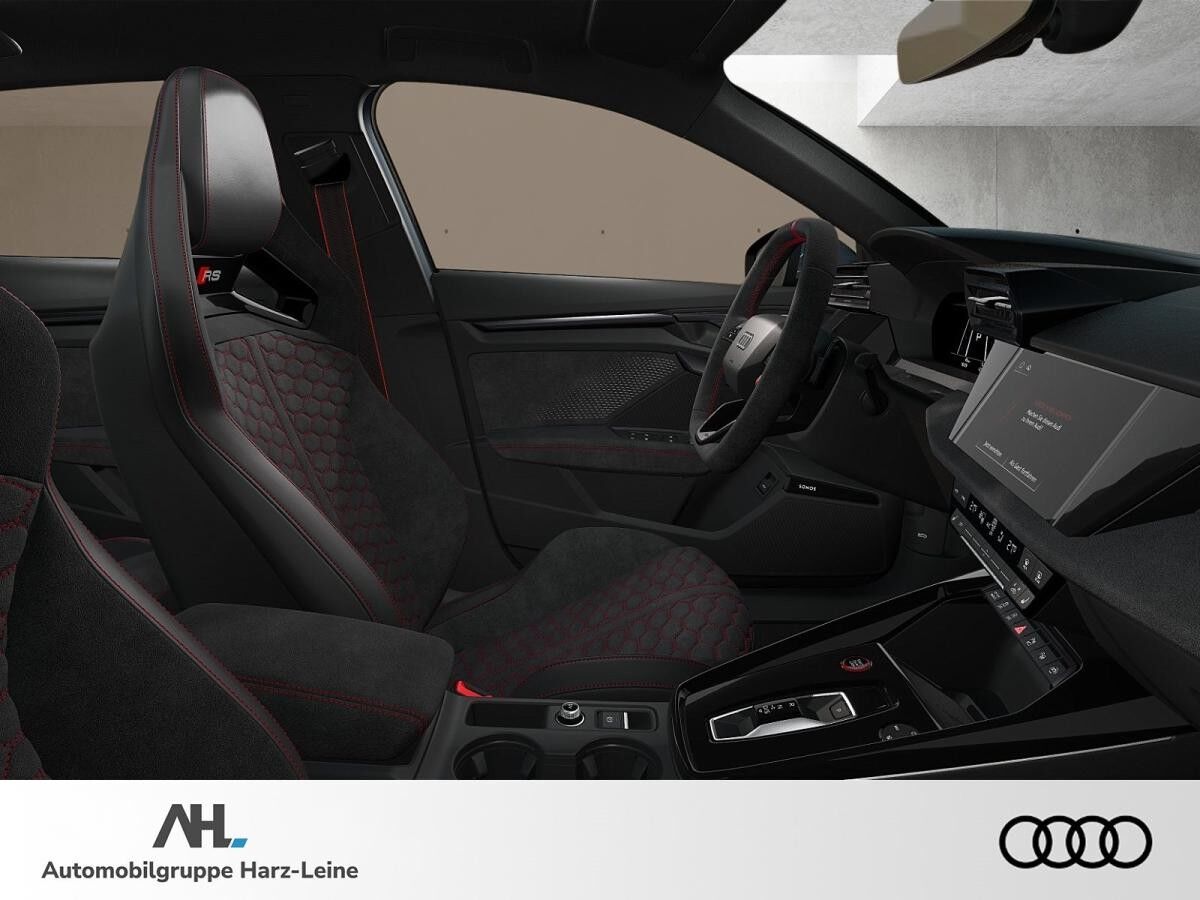 Audi RS3 TFSI quattro Keramik Schalensitze 290km/h