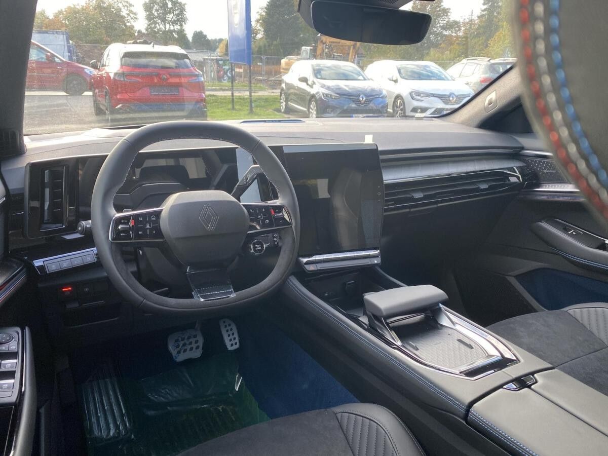 Renault Rafale E-Tech PHEV 300 4x4 Esprit Alpine Renault Rafale E-Tech PHEV 300 4x4 Esprit Alpine