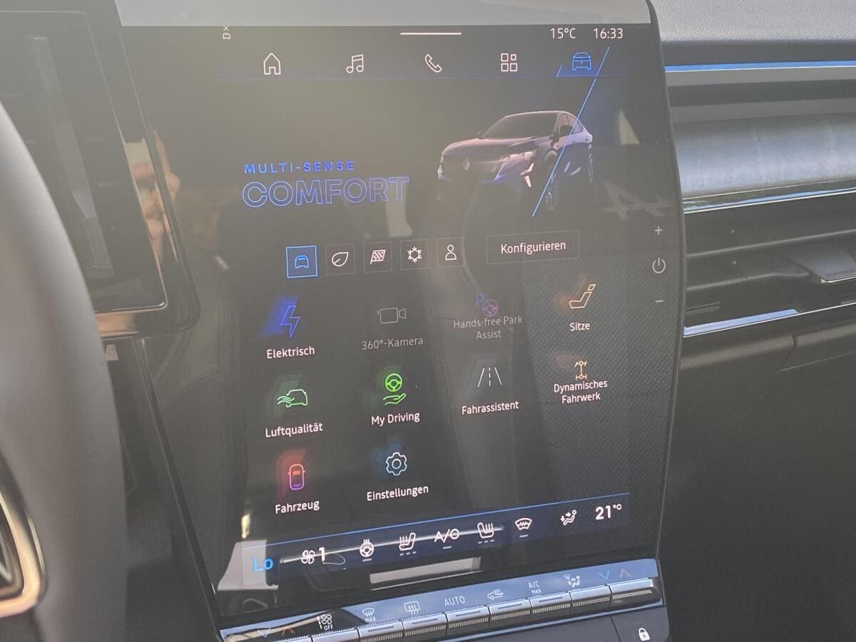 Renault Rafale E-Tech PHEV 300 4x4 Esprit Alpine Renault Rafale E-Tech PHEV 300 4x4 Esprit Alpine