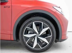 Volkswagen ID.4 GTX 4M*DSG*IQ.DRIVE*AHK*NAV*RFK*APP*IQ.LIGHT* Volkswagen ID.4 GTX 4M*DSG*IQ.DRIVE*AHK*NAV*RFK*APP*IQ.LIGHT*