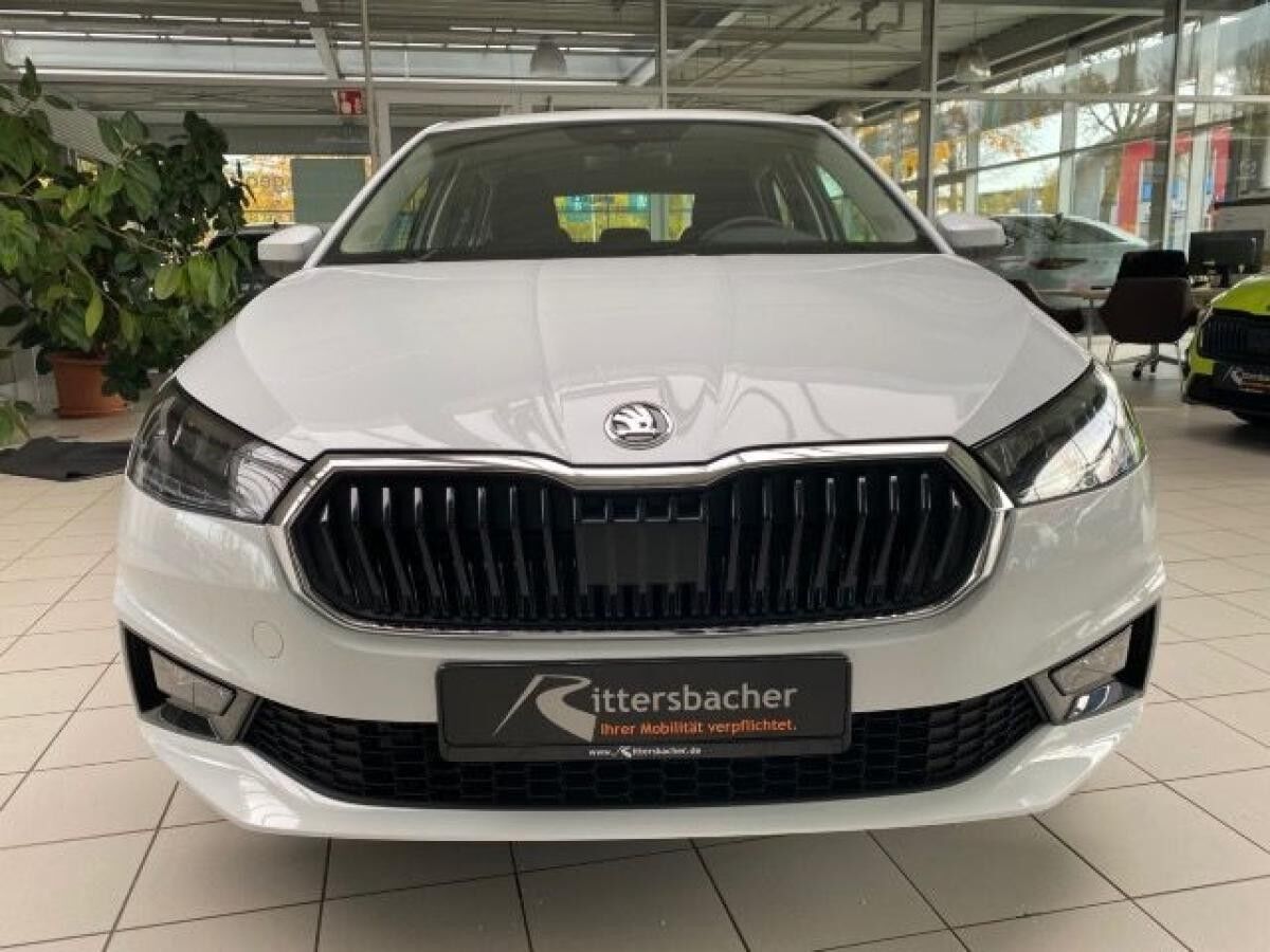 Skoda Fabia Essence 1,0 MPI 5-Gang-Schaltgetriebe Sofort Verfügbar