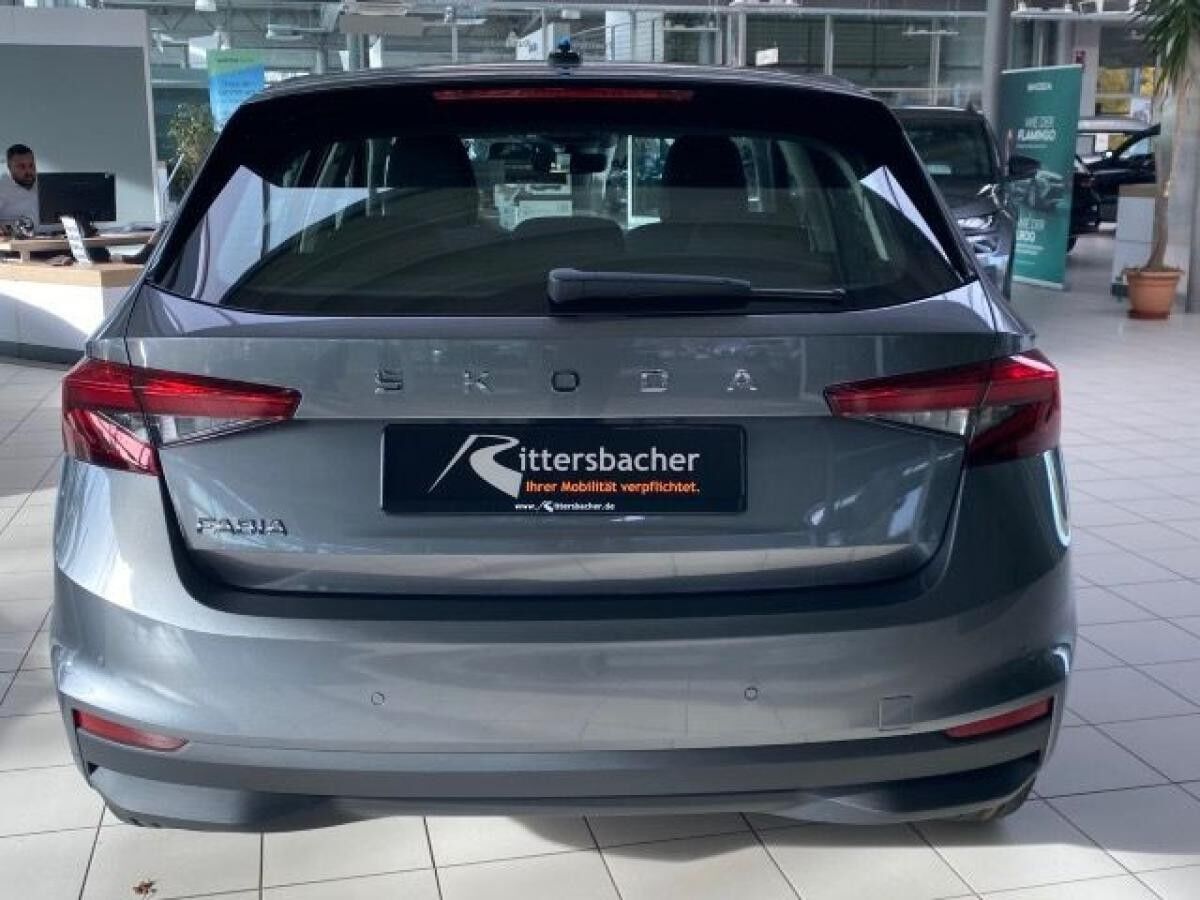 Skoda Fabia Selection 1,0 MPI 5-Gang-Schaltgetriebe Sofort Verfügbar