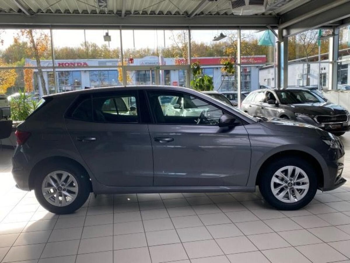 Skoda Fabia Selection 1,0 MPI 5-Gang-Schaltgetriebe