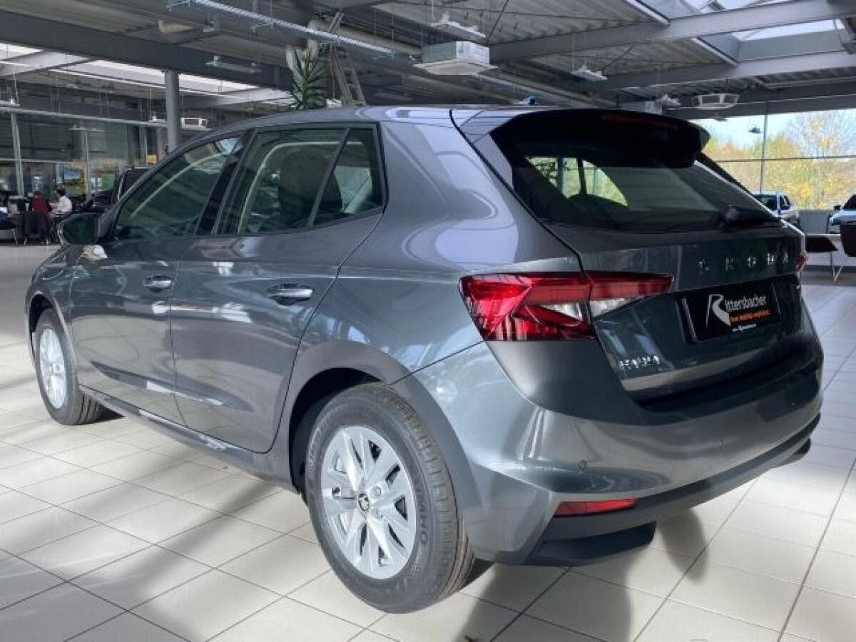 Skoda Fabia Selection 1,0 MPI 5-Gang-Schaltgetriebe