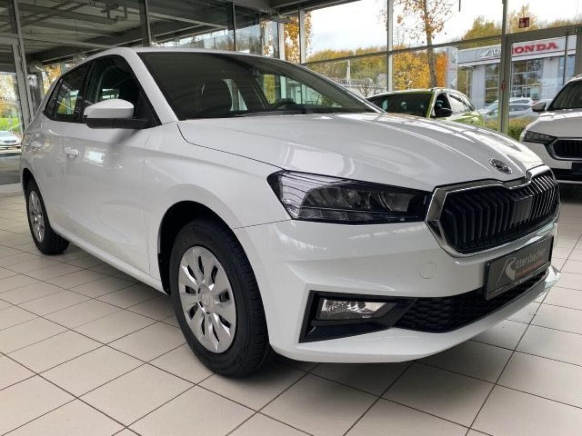 Skoda Fabia Essence 1,0 MPI 5-Gang-Schaltgetriebe Sofort Verfügbar