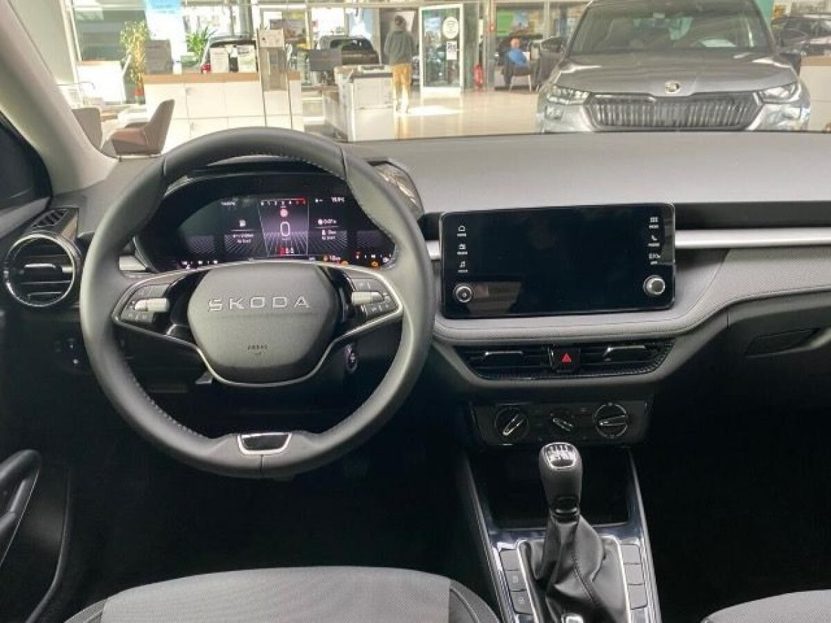 Skoda Fabia Selection 1,0 MPI 5-Gang-Schaltgetriebe