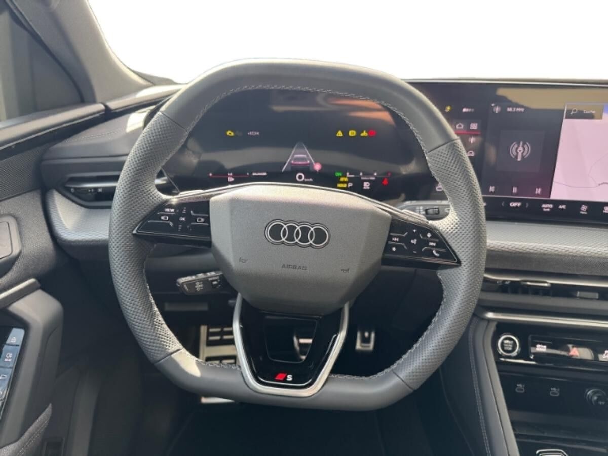 Audi Q5 SUV TDI S-LINE(2X) AHK TECH RÜFA LED NAVI+ ACC 20'' MMI EXPERIENCE+ KLIMAAUTOMATIK