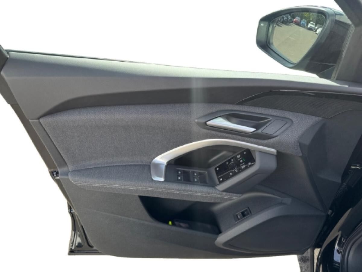 Audi Q5 SUV TDI S-LINE(2X) AHK TECH RÜFA LED NAVI+ ACC 20'' MMI EXPERIENCE+ KLIMAAUTOMATIK