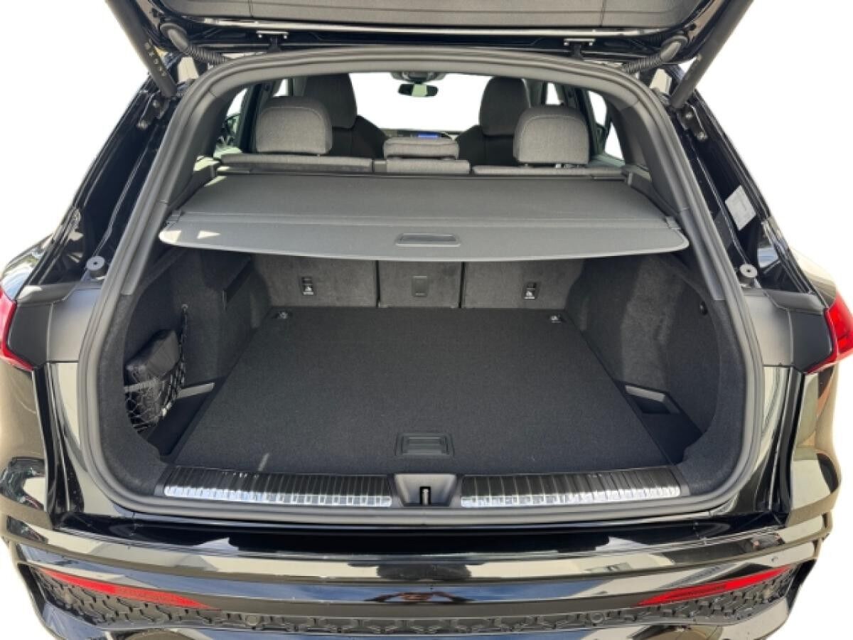 Audi Q5 SUV TDI S-LINE(2X) AHK TECH RÜFA LED NAVI+ ACC 20'' MMI EXPERIENCE+ KLIMAAUTOMATIK