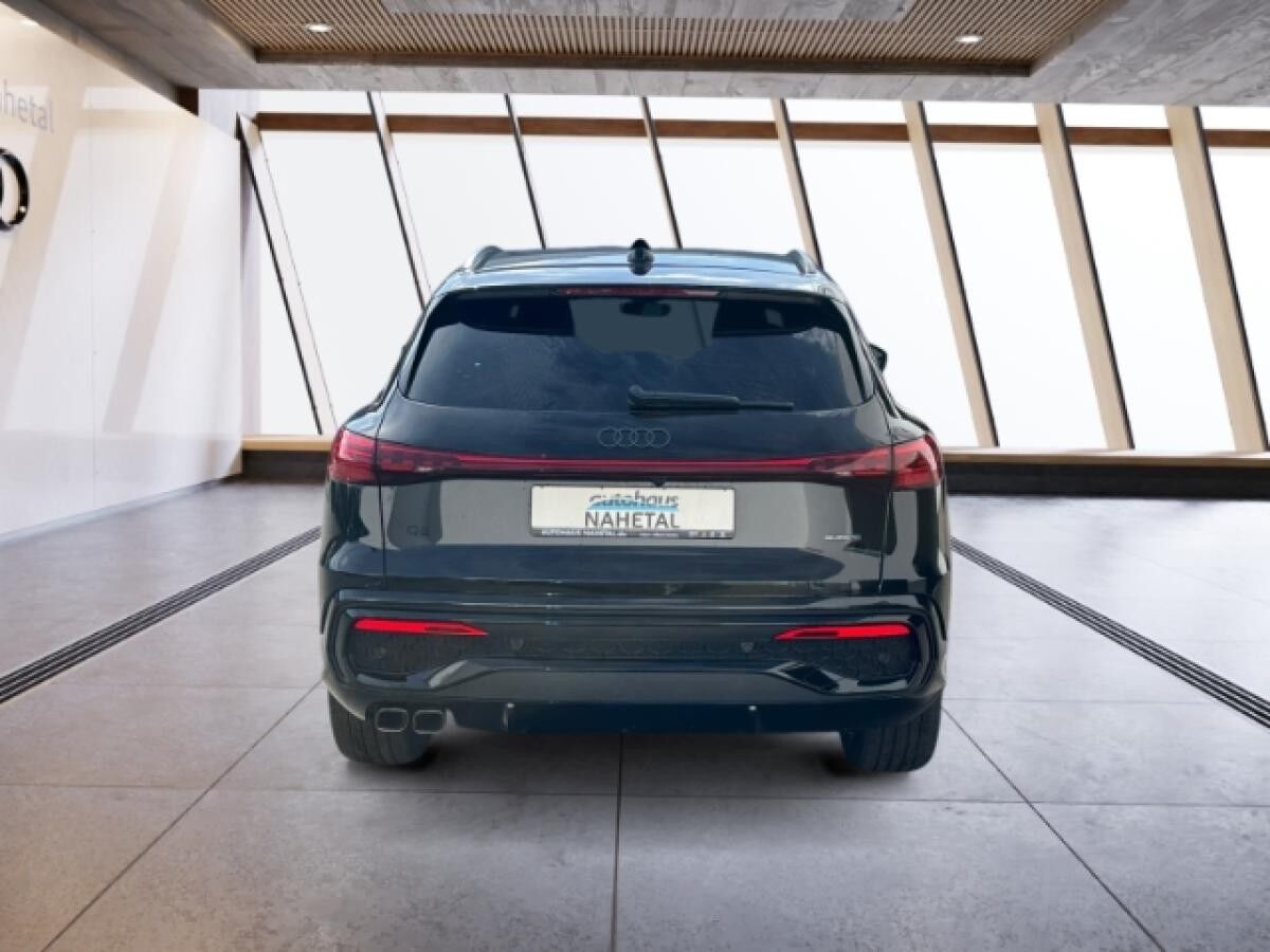 Audi Q5 SUV TDI S-LINE(2X) AHK TECH RÜFA LED NAVI+ ACC 20'' MMI EXPERIENCE+ KLIMAAUTOMATIK