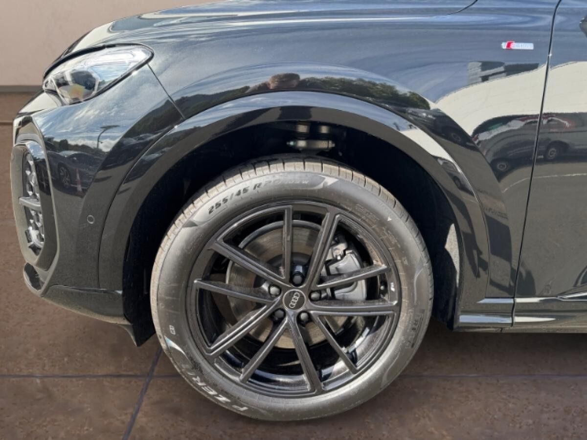 Audi Q5 SUV TDI S-LINE(2X) AHK TECH RÜFA LED NAVI+ ACC 20'' MMI EXPERIENCE+ KLIMAAUTOMATIK