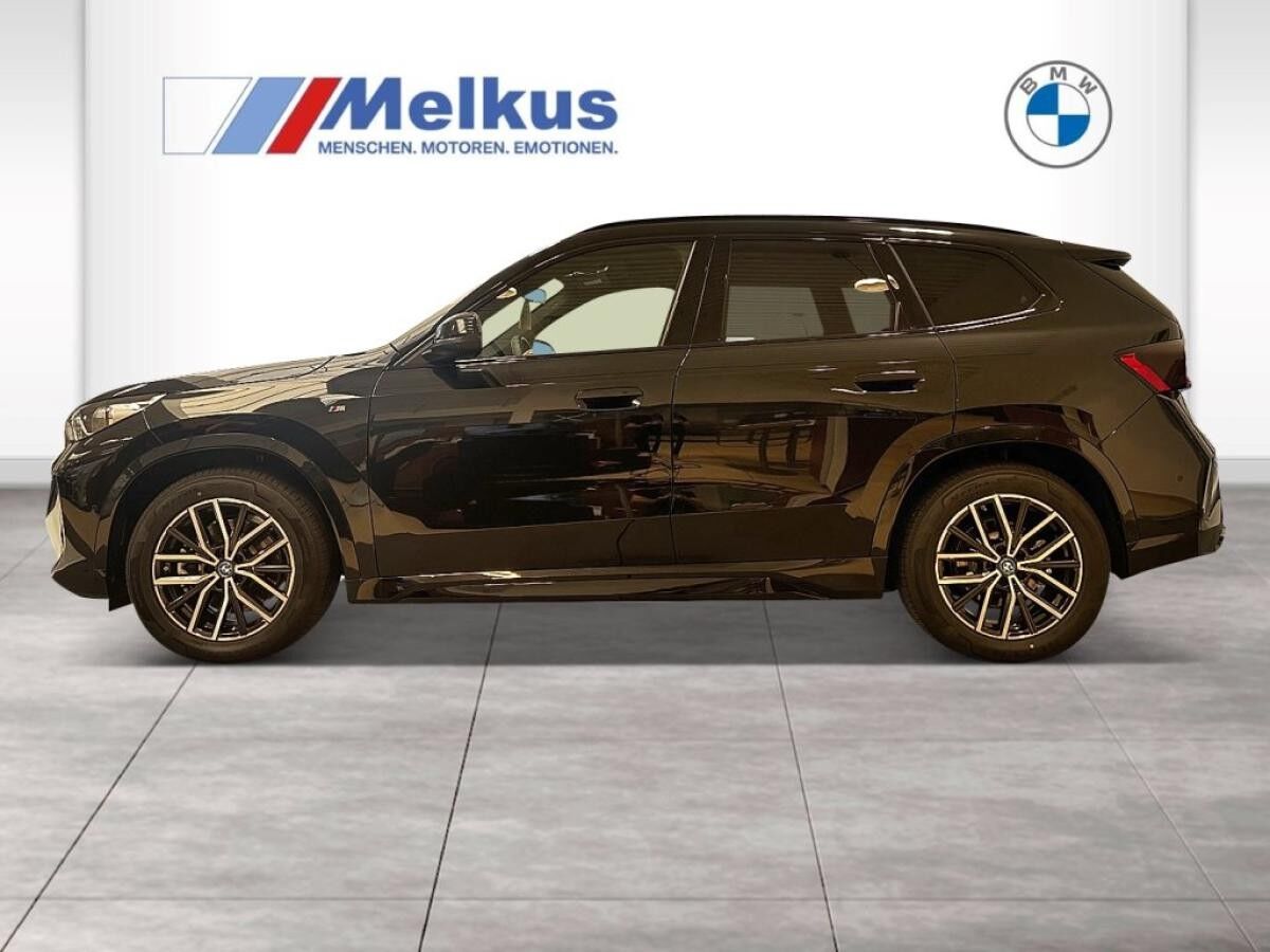 BMW iX1 Sofort Verfügbar - 0,25% Versteuerung - AHK - Driving Assistant Plus