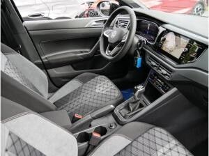 Volkswagen Taigo R-Line 1,5 l TSI DSG Pano,AHK,NAVI Lagerwagen !