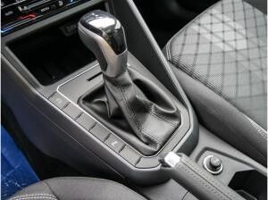 Volkswagen Taigo R-Line 1,5 l TSI DSG Pano,AHK,NAVI Lagerwagen !