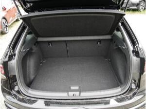 Volkswagen Taigo R-Line 1,5 l TSI DSG Pano,AHK,NAVI Lagerwagen !