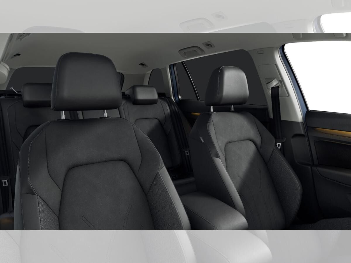 Volkswagen Golf Variant 1.5 eTSI DSG Style AHK Business&Komfort Winterräder Licht+Sicht