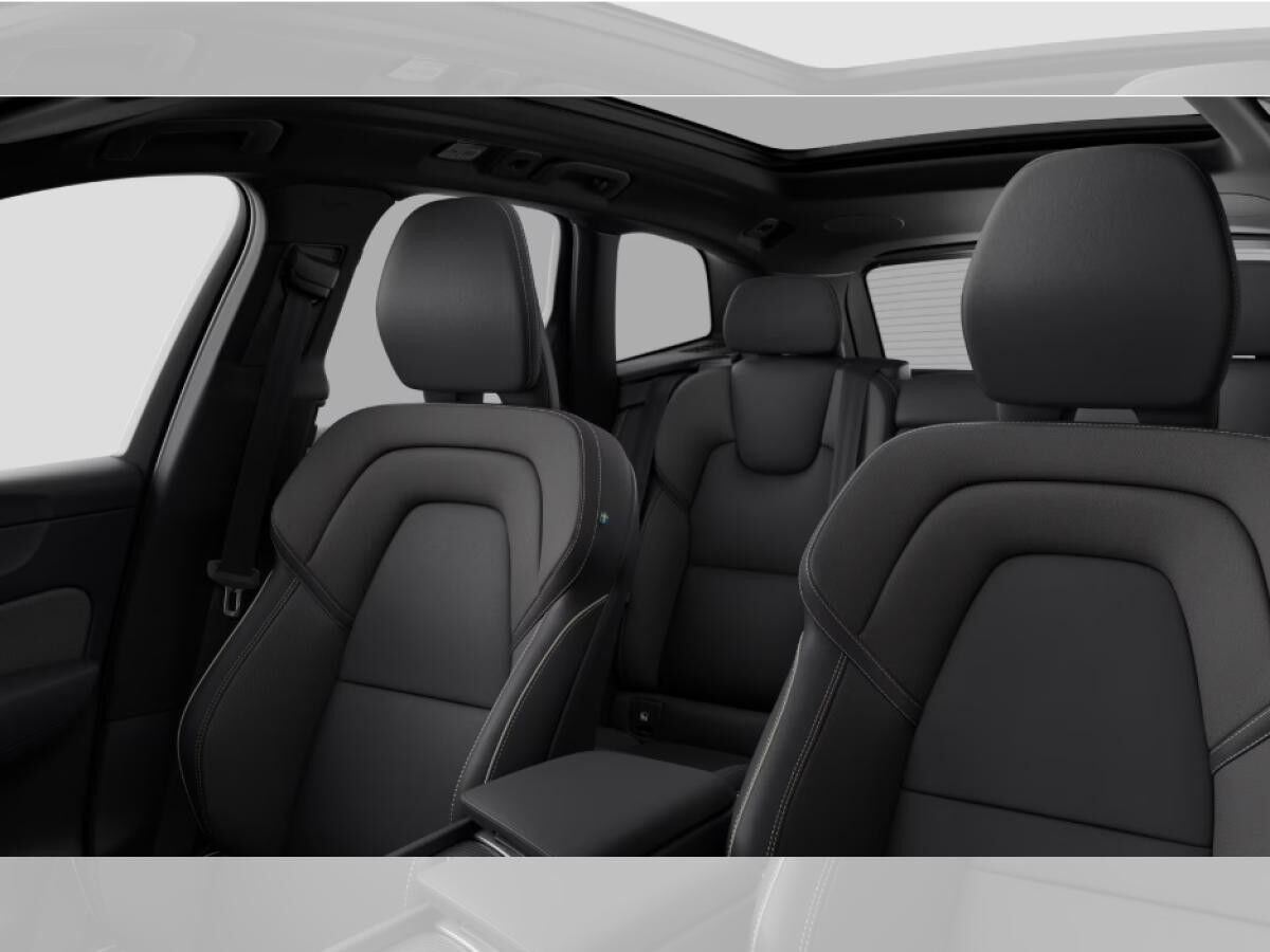 Volvo XC60 T8 AWD Ultra Black Edition