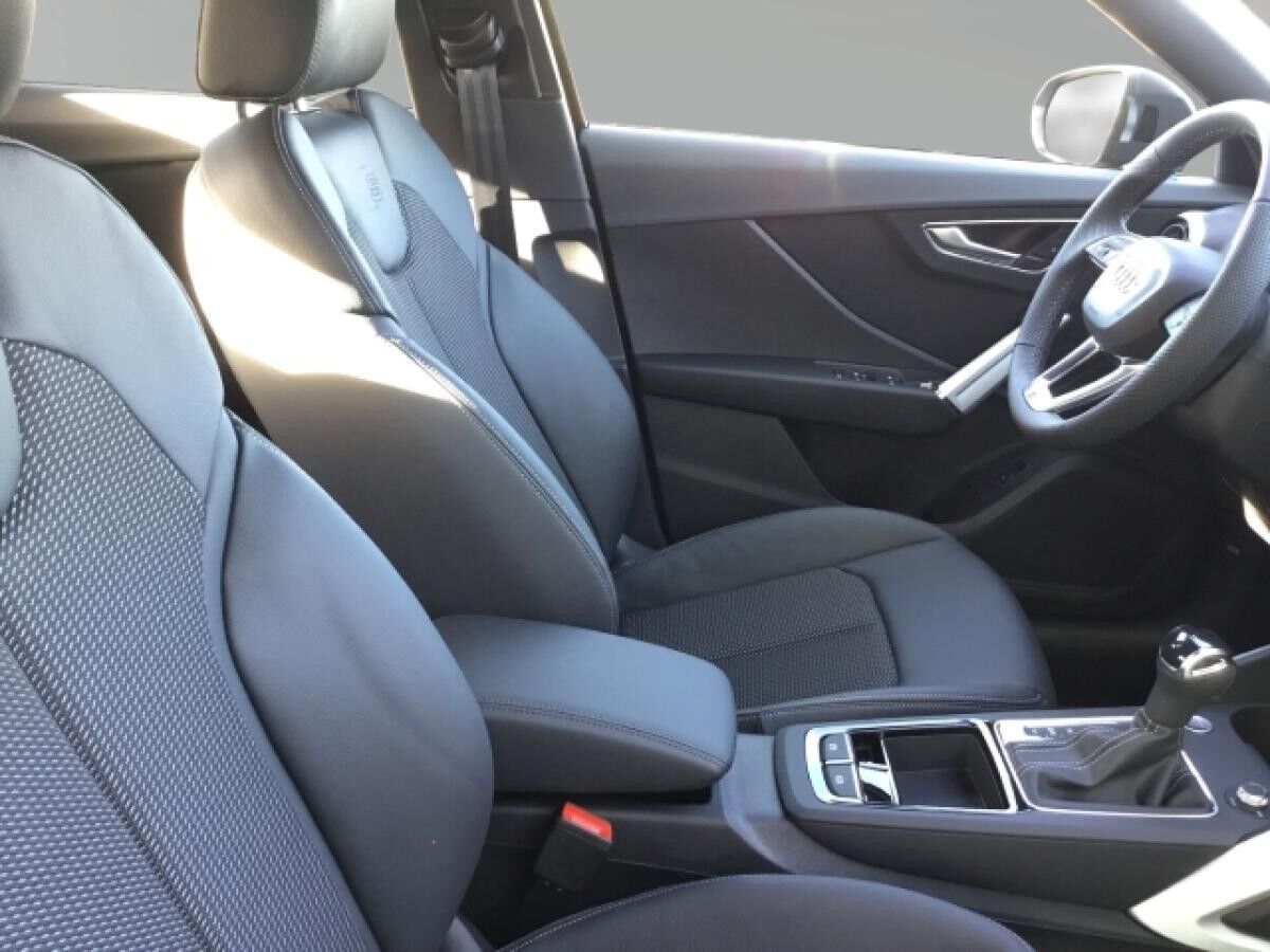 Audi Q2 S line 40 TFSI quattro 140(190) kW(PS) tronic