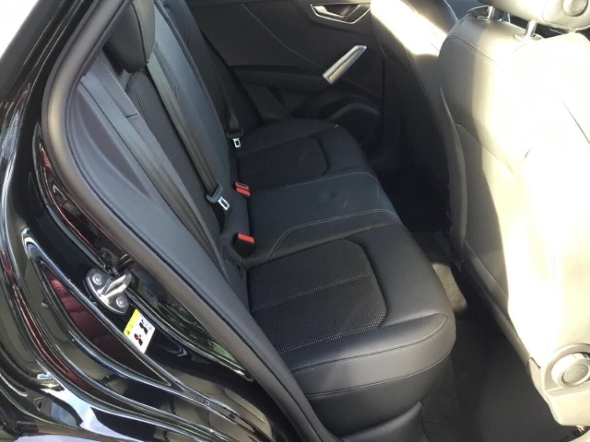 Audi Q2 S line 40 TFSI quattro 140(190) kW(PS) tronic