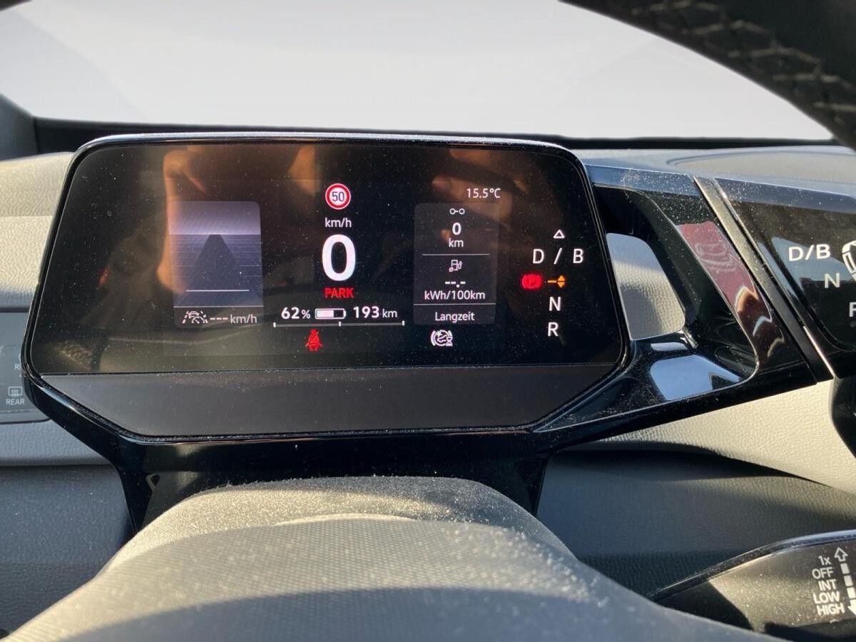 Volkswagen ID.3 PRO ACC.AREA-VIEW.NAVI.LED.APP-C.LKRD-HZG.SHZ