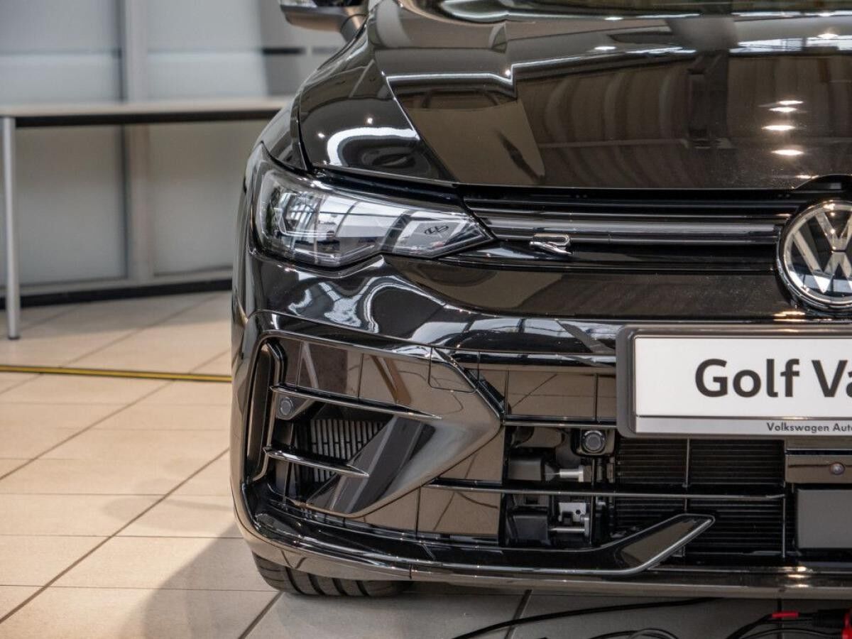 Volkswagen Golf Variant R 2,0 l TSI 4MOTION DSG *BIS 31.12.*🏷️