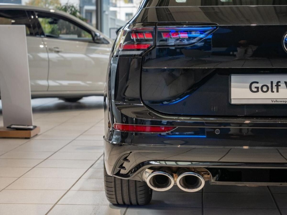Volkswagen Golf Variant R 2,0 l TSI 4MOTION DSG *BIS 31.12.*🏷️